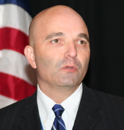 State Loses Top Pension Fund Manager